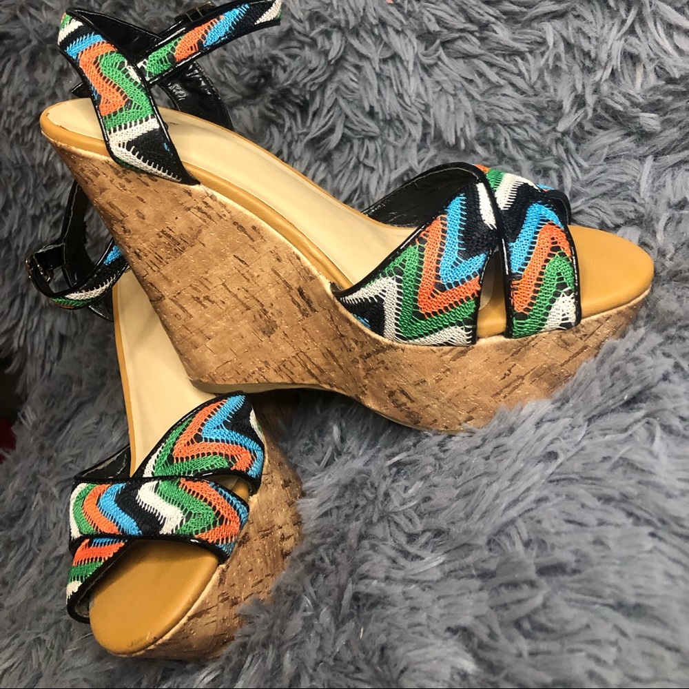 Multicolored platform sandals size 6 1/2
